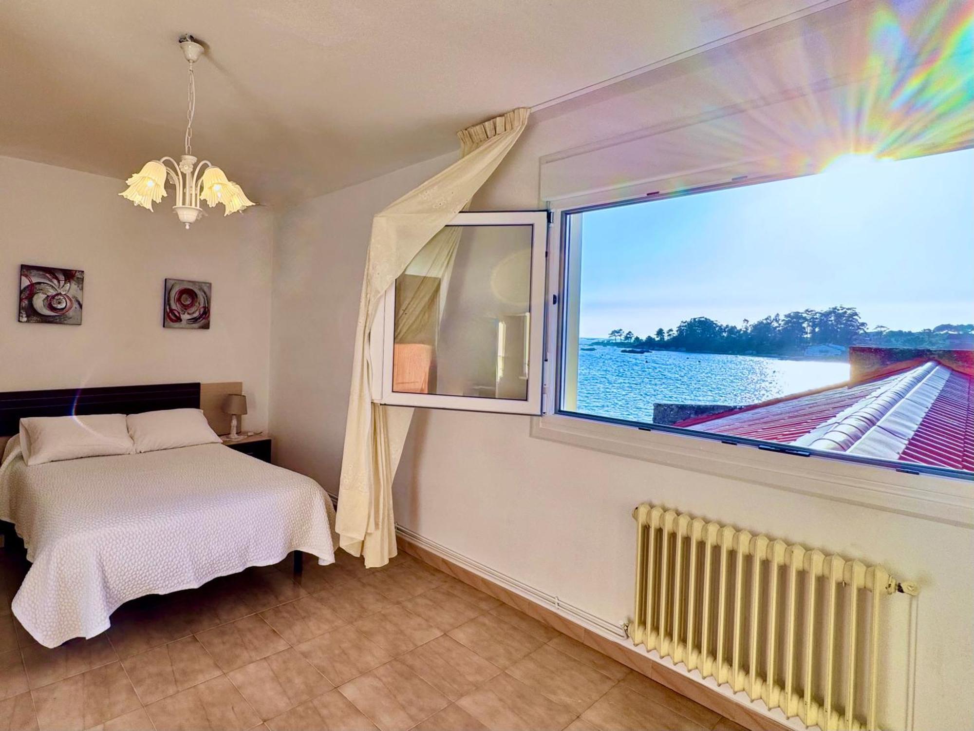 Apartamento Paseo Maritimo-A Illa De Arousa מראה חיצוני תמונה